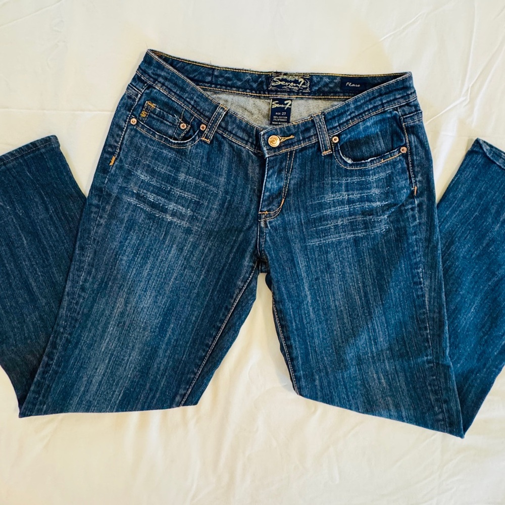 Seven 7 Women's Flared capris Size 27 Excellent condition